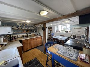 Kitchen / Breakfast Room- click for photo gallery